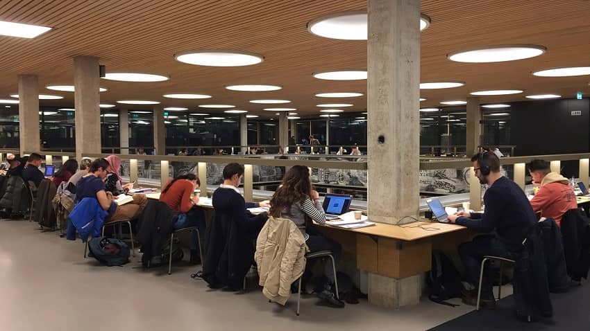 شرایط تحصیل در مقاطع دانشگاهی در هلند
