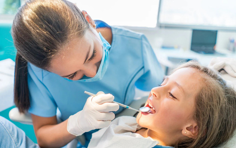 مدارک مورد نیاز برای مهاجرت دندان پزشکان به کانادا