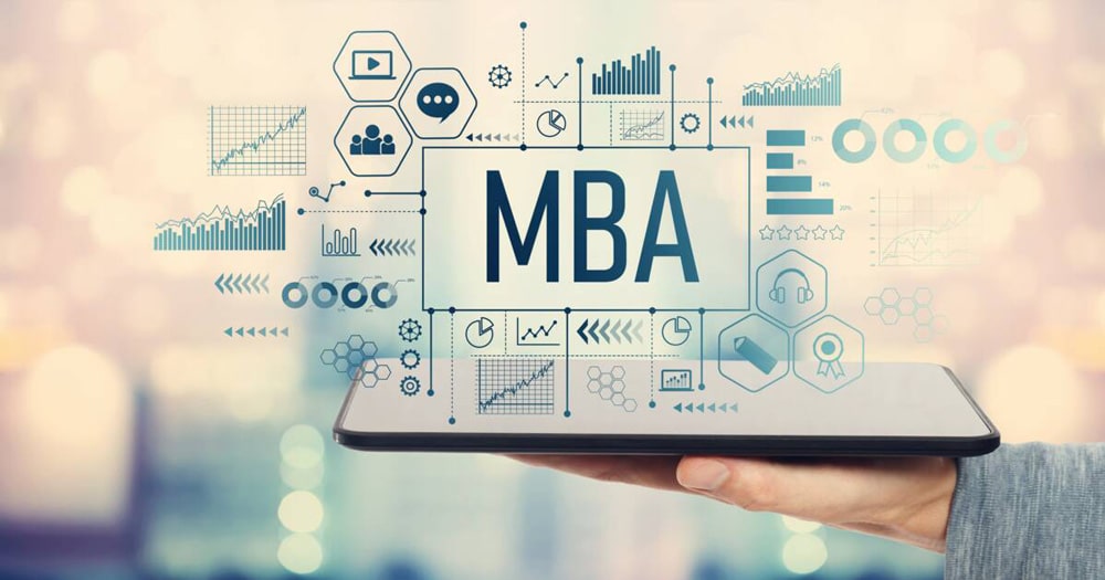 درآمد مشاغل مرتبط با MBA در کانادا